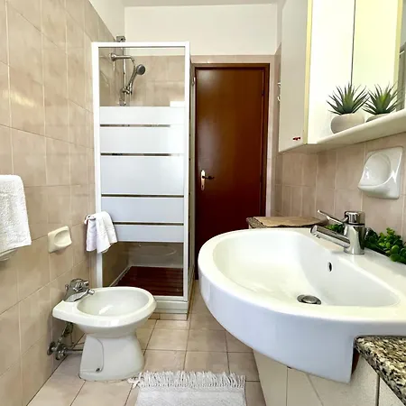 Apartament 2 Locali A 600 Mt Dal Mare - Free Parking *