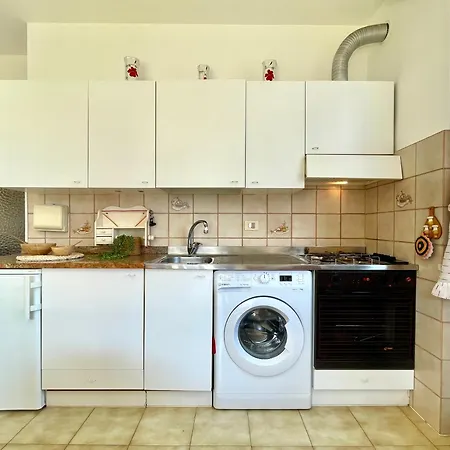 Apartman 2 Locali A 600 Mt Dal Mare - Free Parking Ceriale